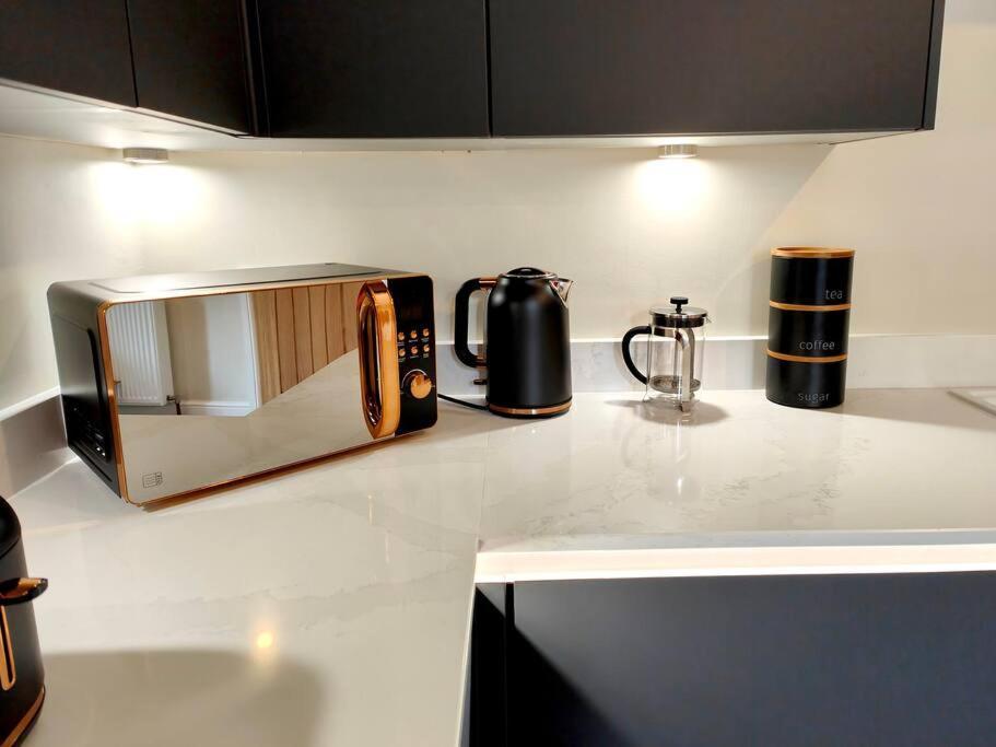 Carvetii - Anne House Room 1 - Dbl Bed Ground Floor En-Suite カーライル エクステリア 写真