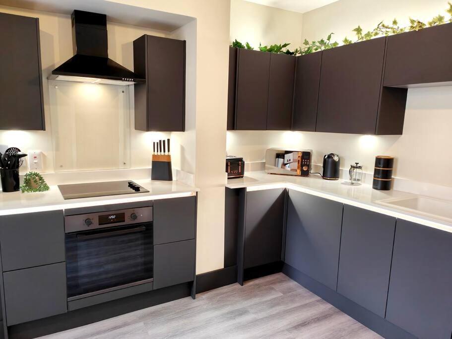 Carvetii - Anne House Room 1 - Dbl Bed Ground Floor En-Suite カーライル エクステリア 写真